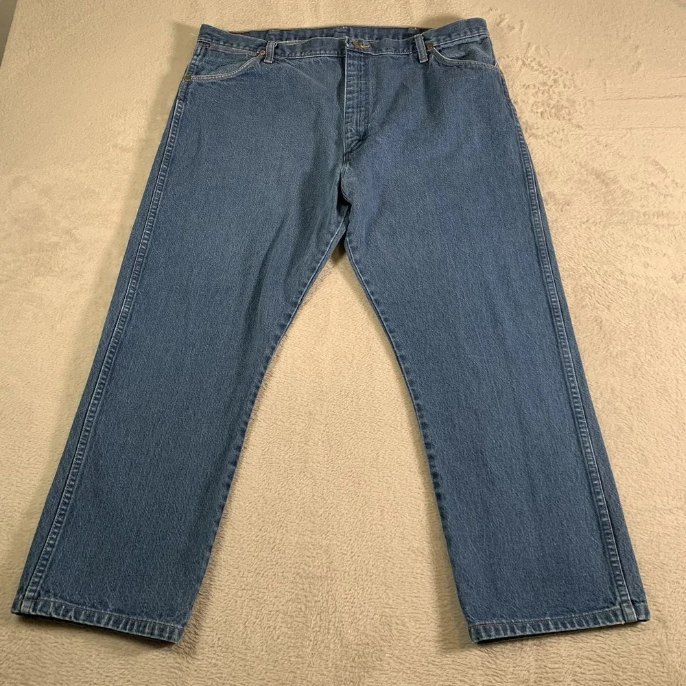 Vintage Wrangler 13MWZ Jeans Mens 42x32(40x28) Medium Wash Straight Made USA 90s